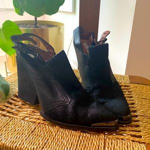 Ponyhair Wedge Bootie - Forever 21 - Size 7